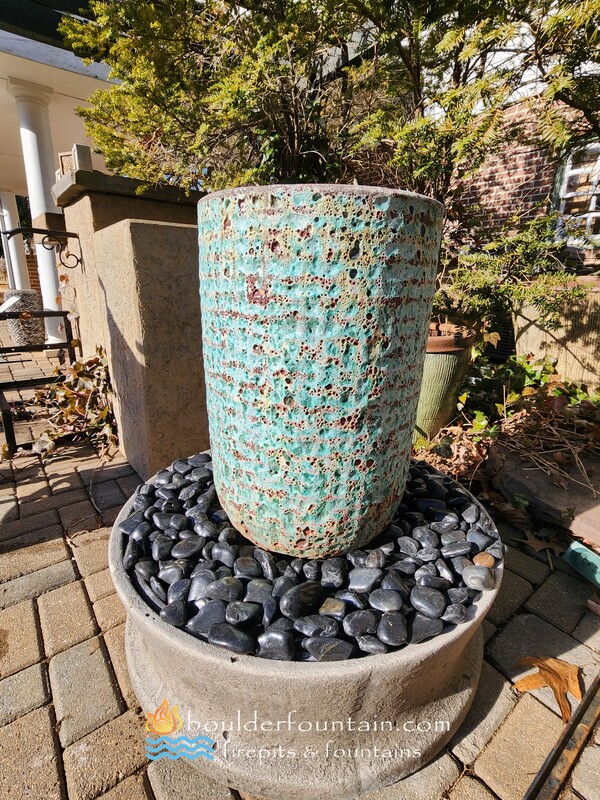 Waffle Coral Jar Fountain