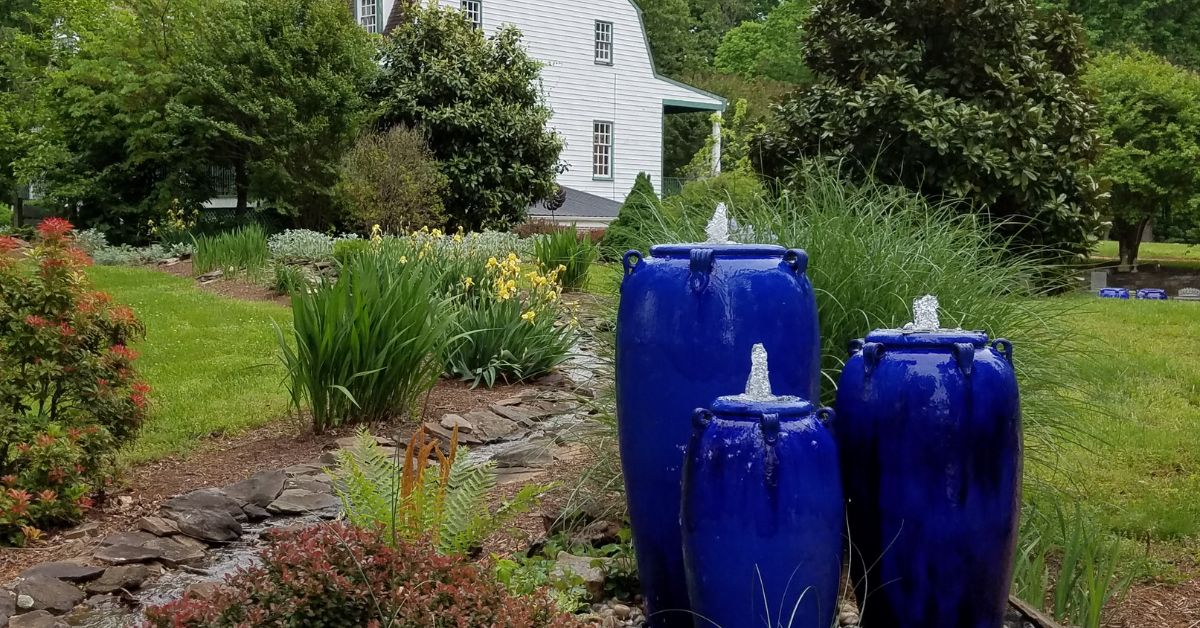 How To Choose the Right Size Water Fountain for Your Yard